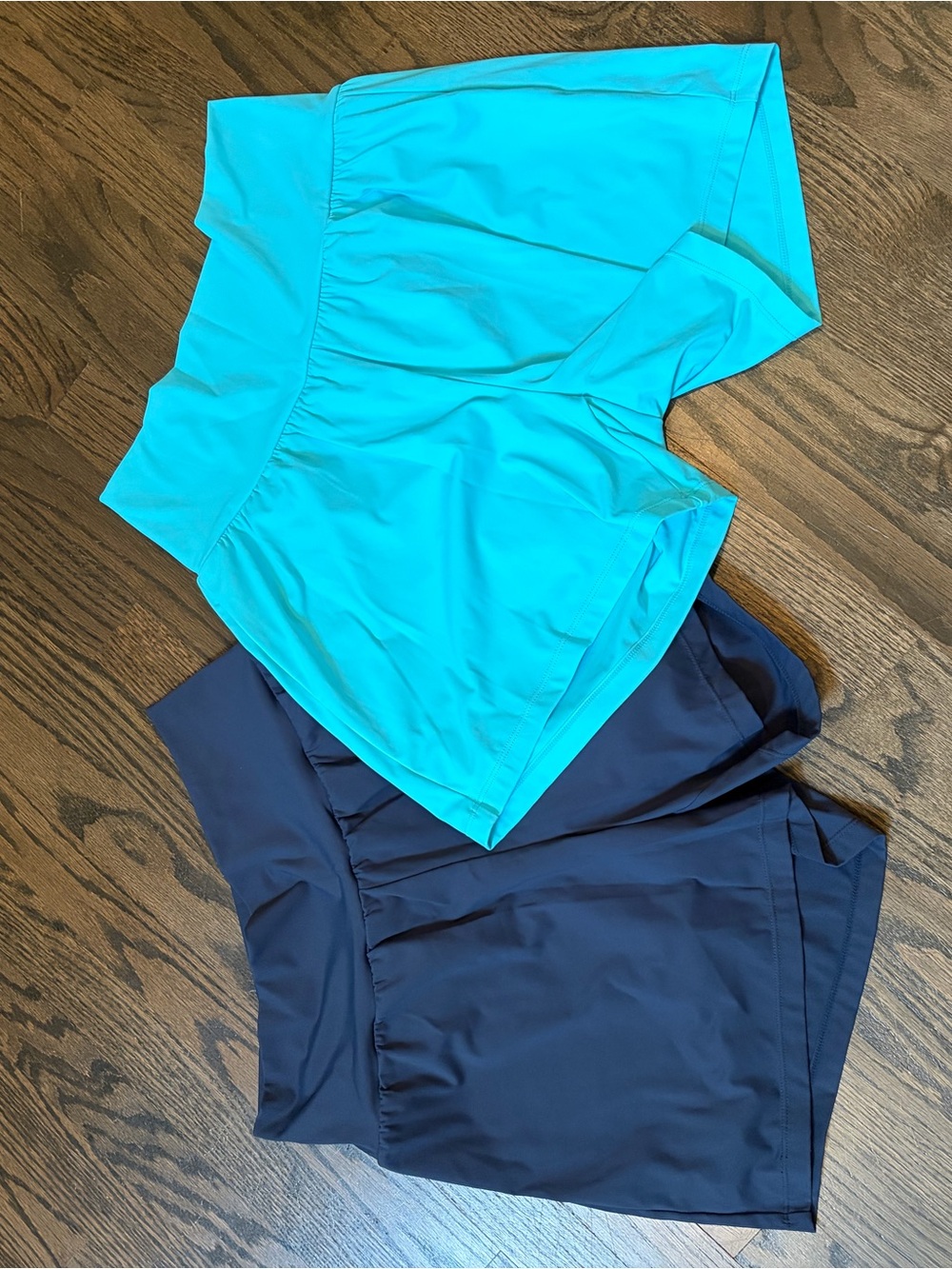 HALARA HighWaist Active Shorts Navy &Aqua 5 inch inseam Pockets for cell, unused - Picture 2 of 10